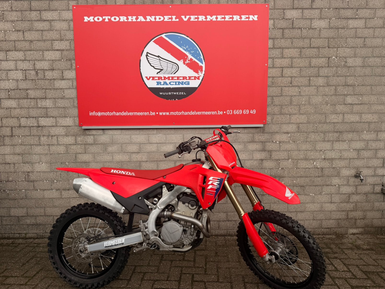Honda CRF250 2025, Motos, Entreprise
