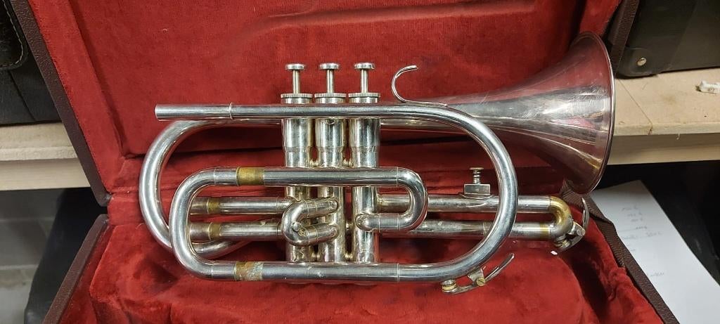 Besson cornet 622, Muziek en Instrumenten, Ophalen, Gebruikt, Koperblazer, Met koffer of draagtas