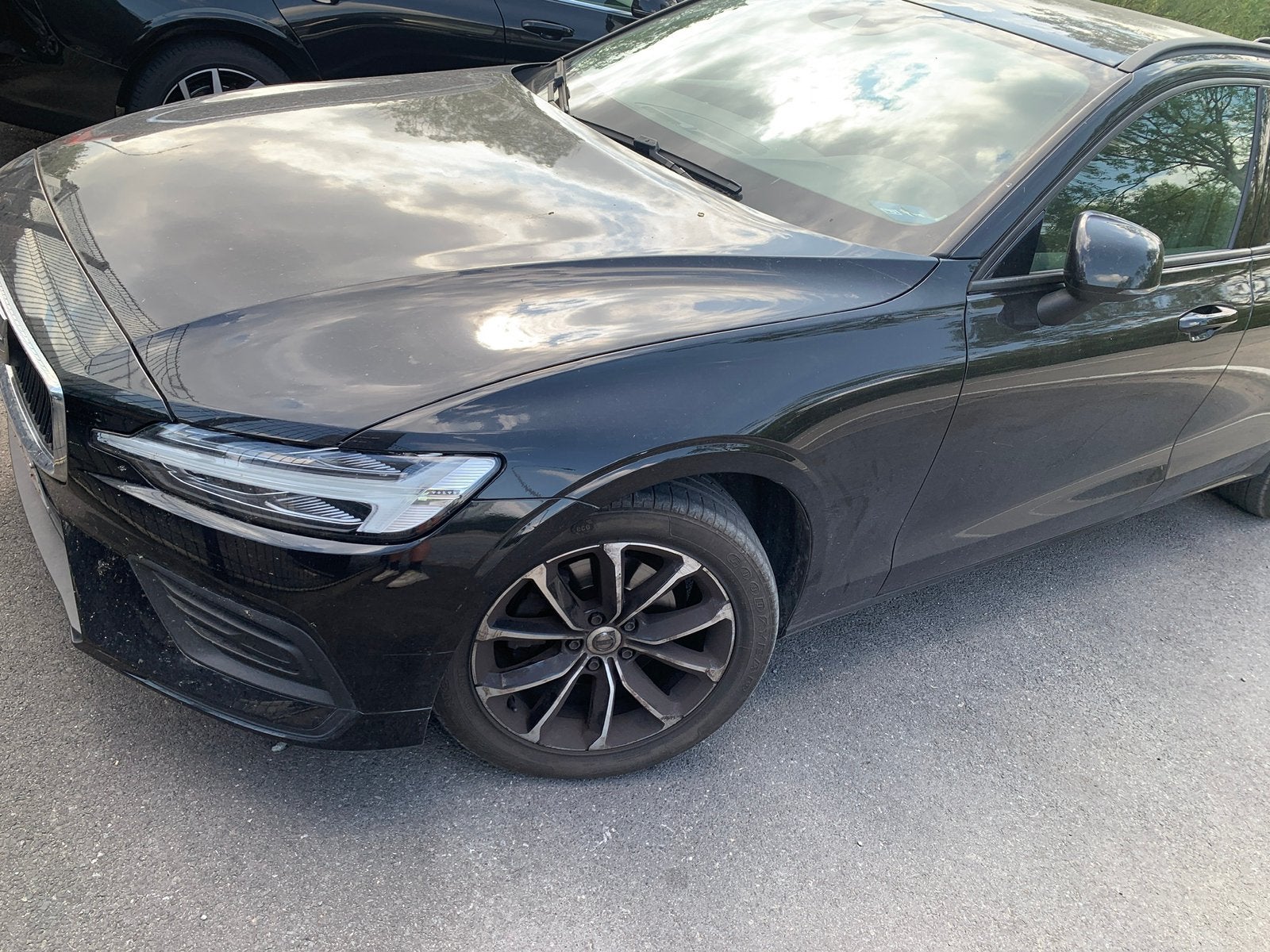 Volvo V60 2.0D3  6v + gps + alu met nieuwe banden!, Voorwielaandrijving, Stof, 4 cilinders, Zwart