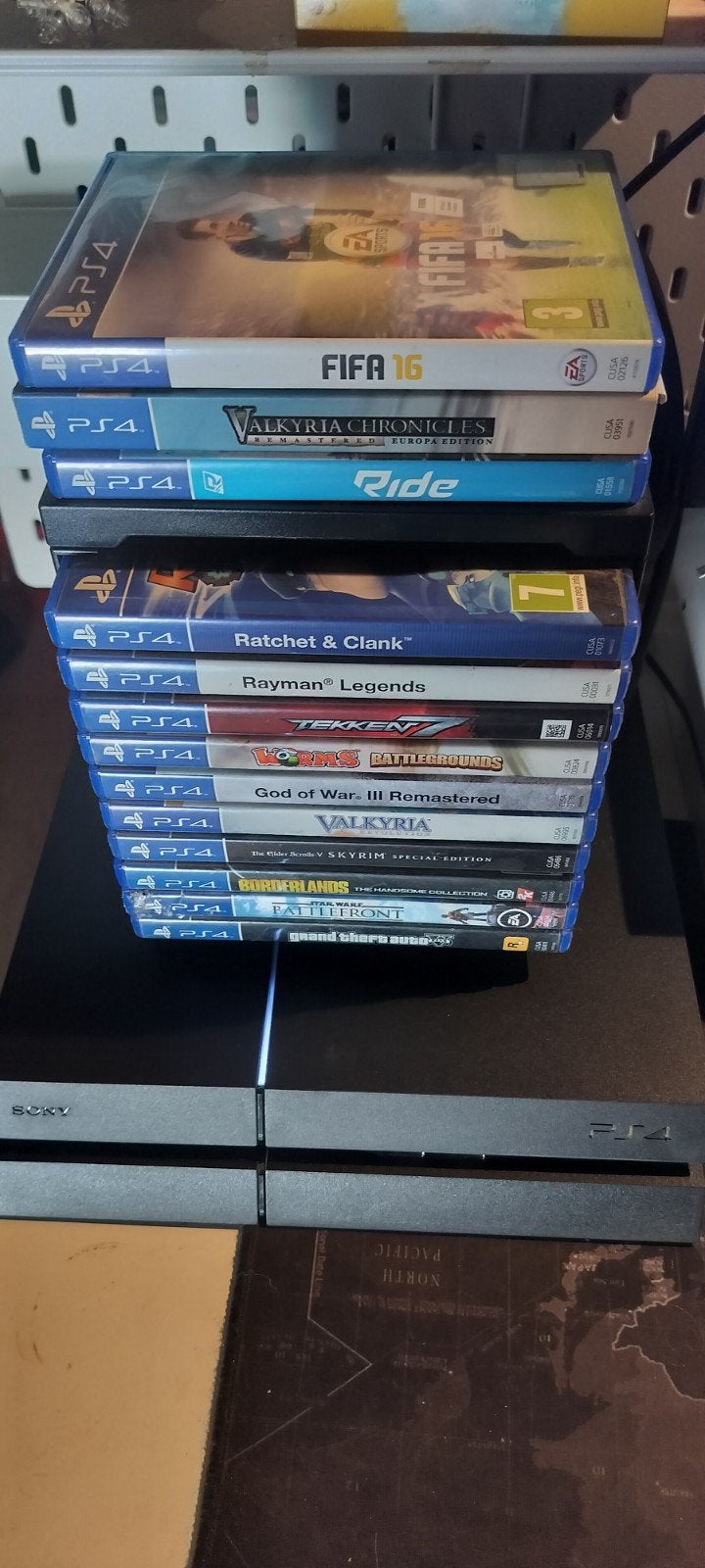 ps4 + 13 spelletjes, Consoles de jeu & Jeux vidéo, Enlèvement