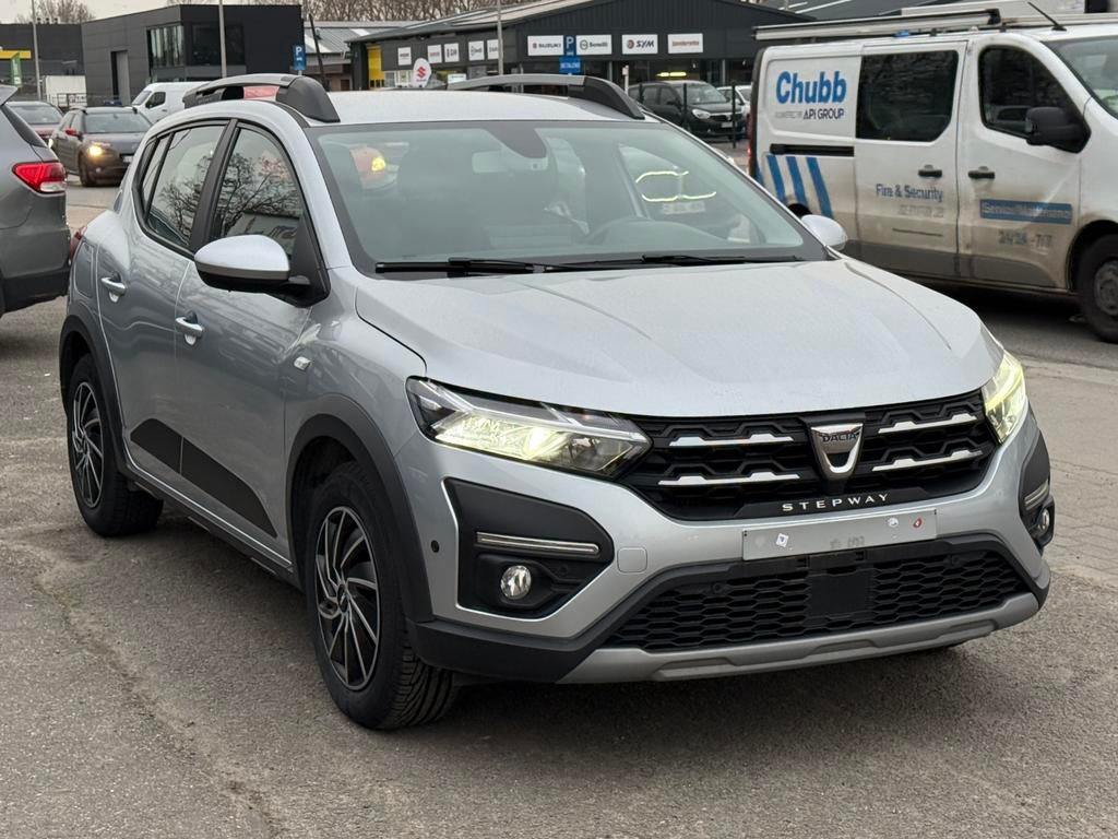 Dacia Sandero Stepway 1.0i LPG 2021, Autos, Argent ou Gris, Achat, Euro 6, Entreprise