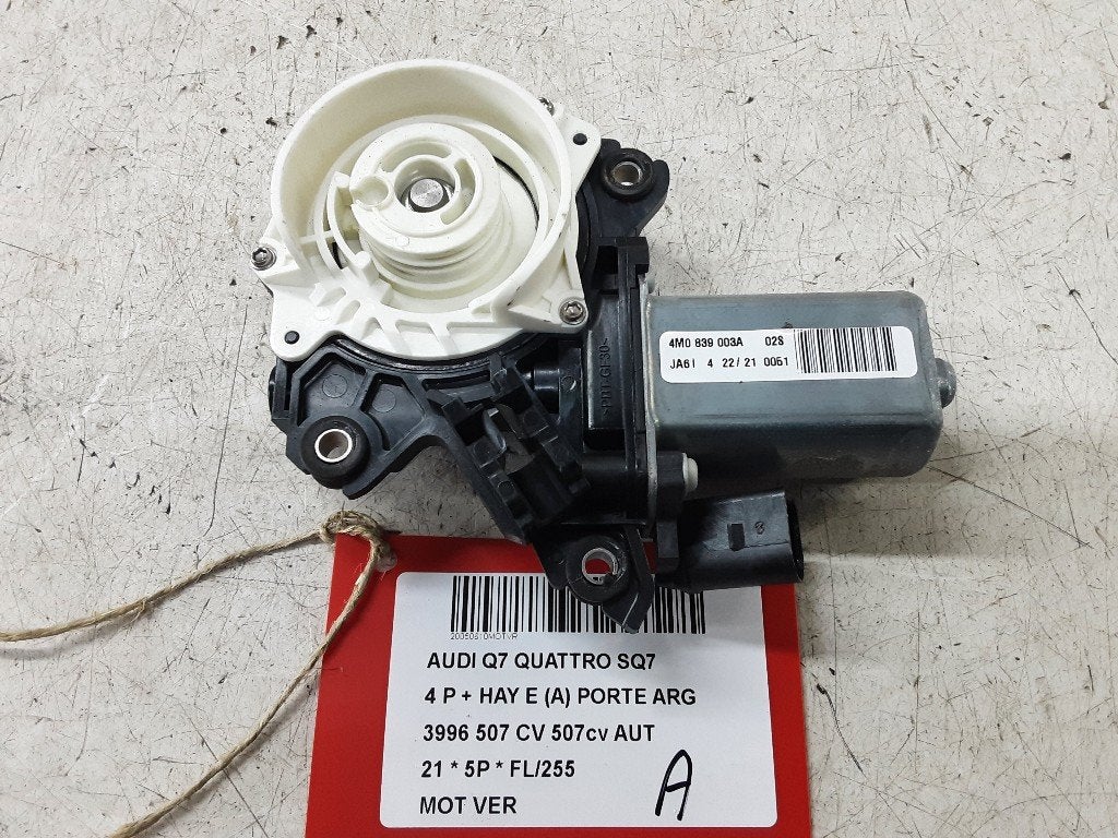 VEROUILLAGE CENTRALISEE MOTEUR SQ7 (4MB / 4MG) (4M0839003A), Mevr. I. Hauben, Audi, Utilisé, Rue de l'Espoir 34 34
4030  GRIVEGNÉE, BE
