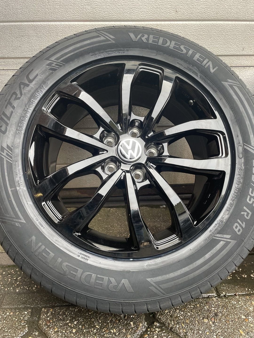 18 " zwarte Volkswagen VW Crafter MAN TGE velgen zomerbanden, Neuf, Pneus et Jantes, 255 mm, Pneus été