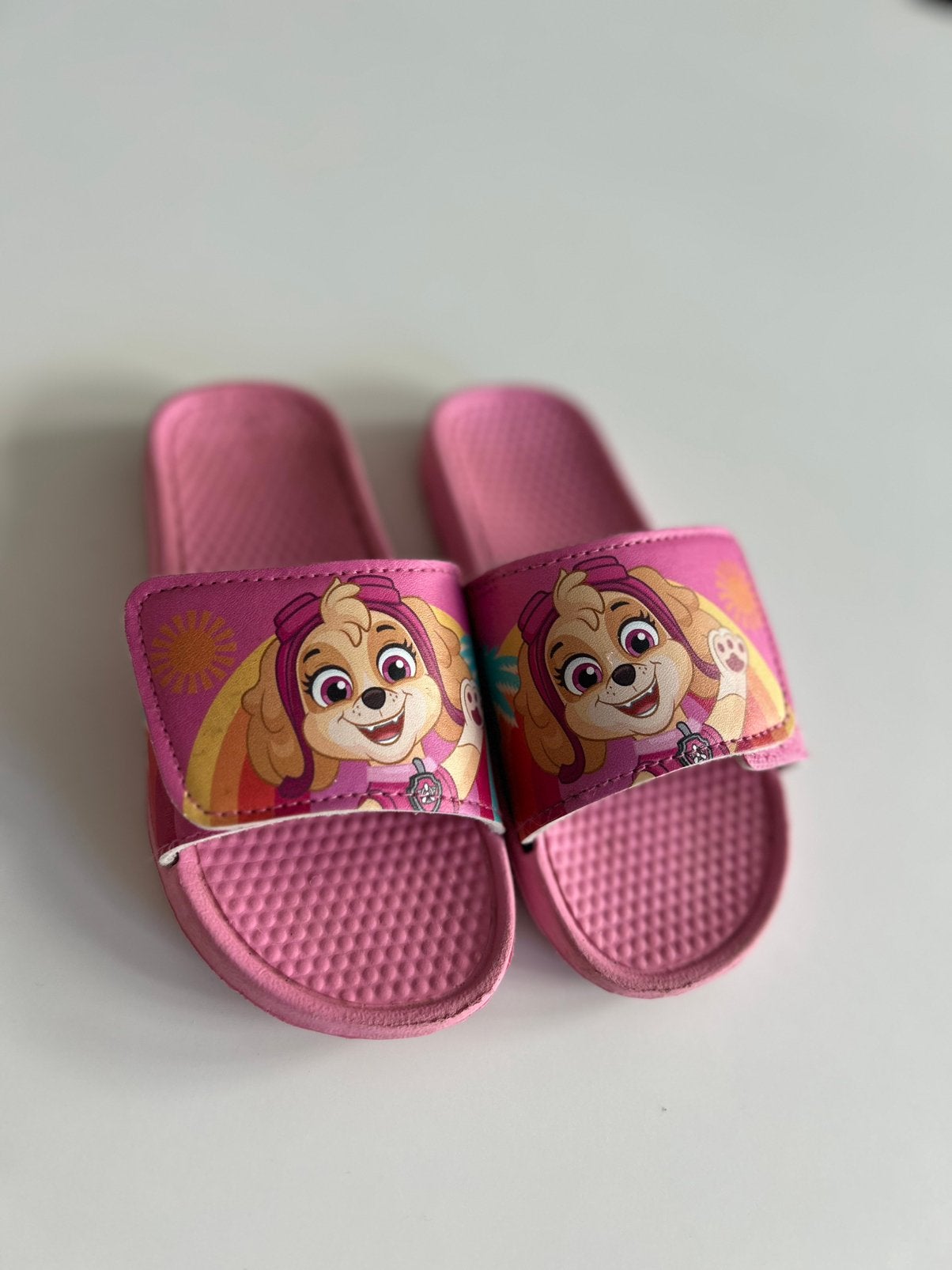 Slippers maat 29, Gebruikt, Meisje, Overige typen, Ophalen of Verzenden