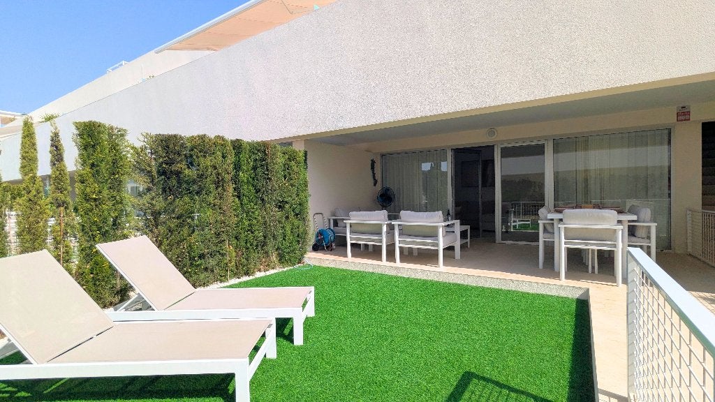 Prachtig gelijkvloers appartement te koop in Los Balcones, 78 m², Dorp, 2 kamers, Appartement