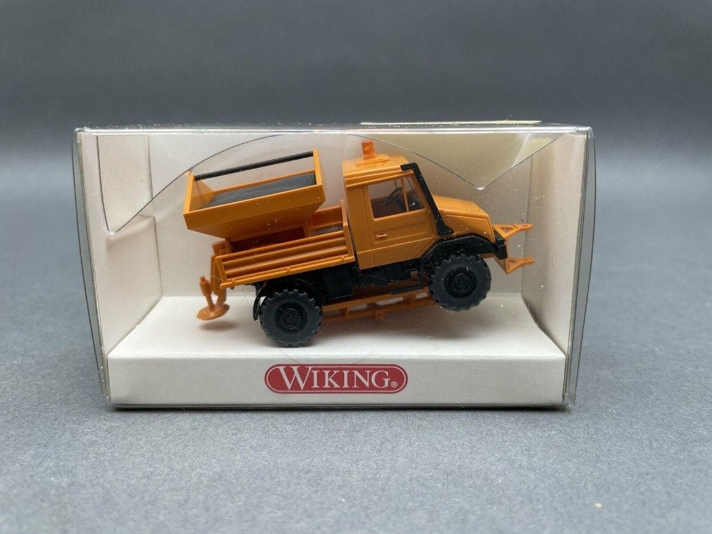 MERCEDES 4x4 Unimog Benne & Déneigeuse 1/87 HO WIKING Neuf, Enlèvement, Neuf, Grue, Tracteur ou Agricole, Wiking
