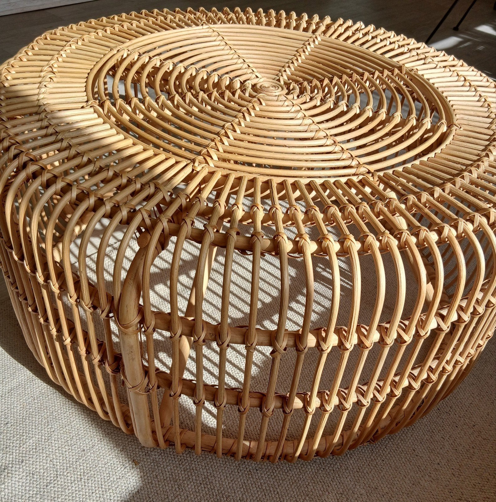 Rattan rotan salontafel, Ophalen