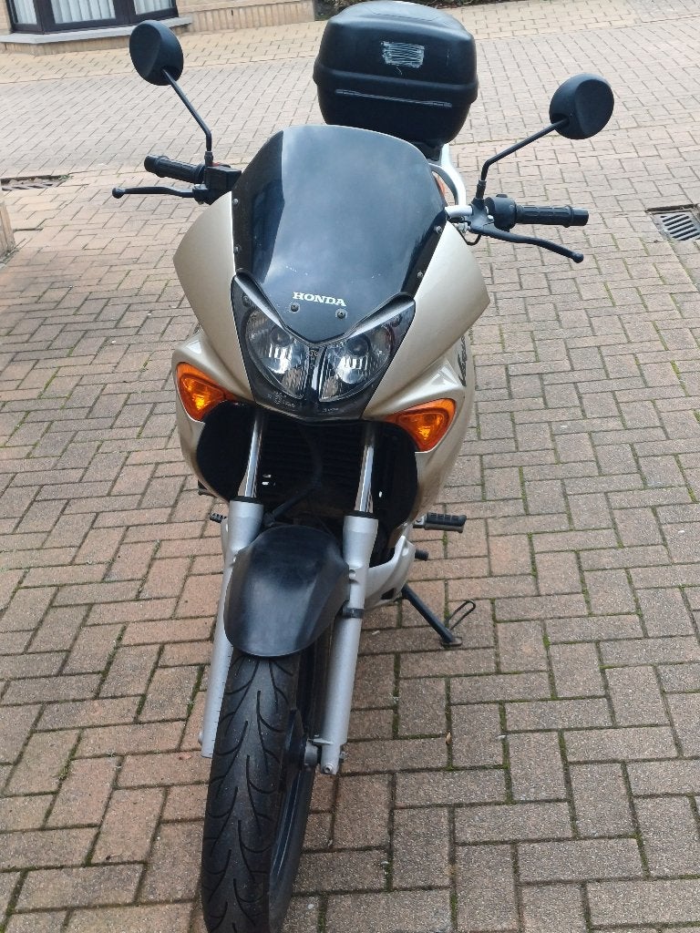 Honda Varadero 125, Motoren, 2 cilinders, Gebruikt, Particulier, 125 cc
