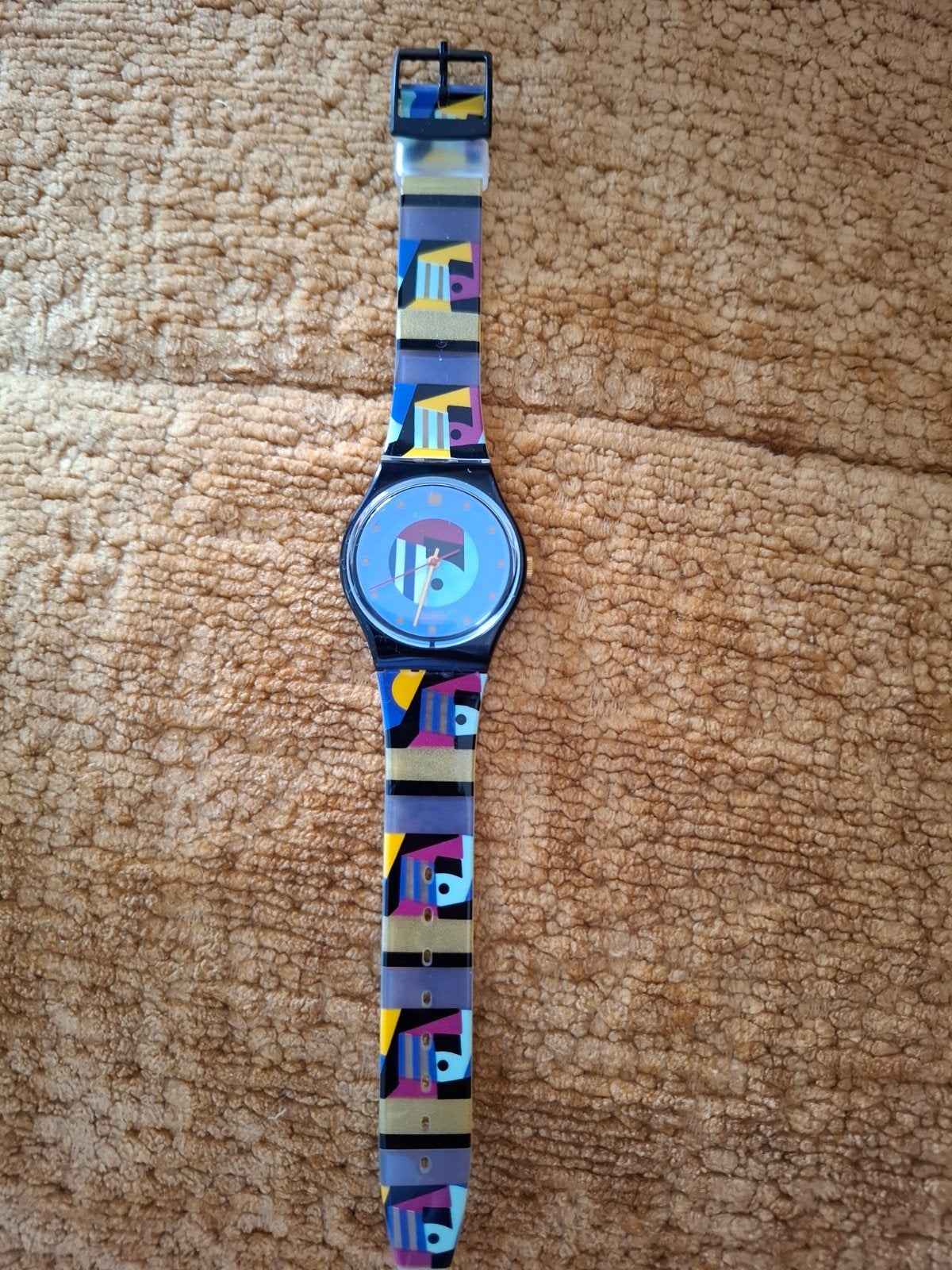 Swatch horloge - gold inlay GB141/91, Bijoux, Sacs & Beauté, Montres | Enfants, Enlèvement