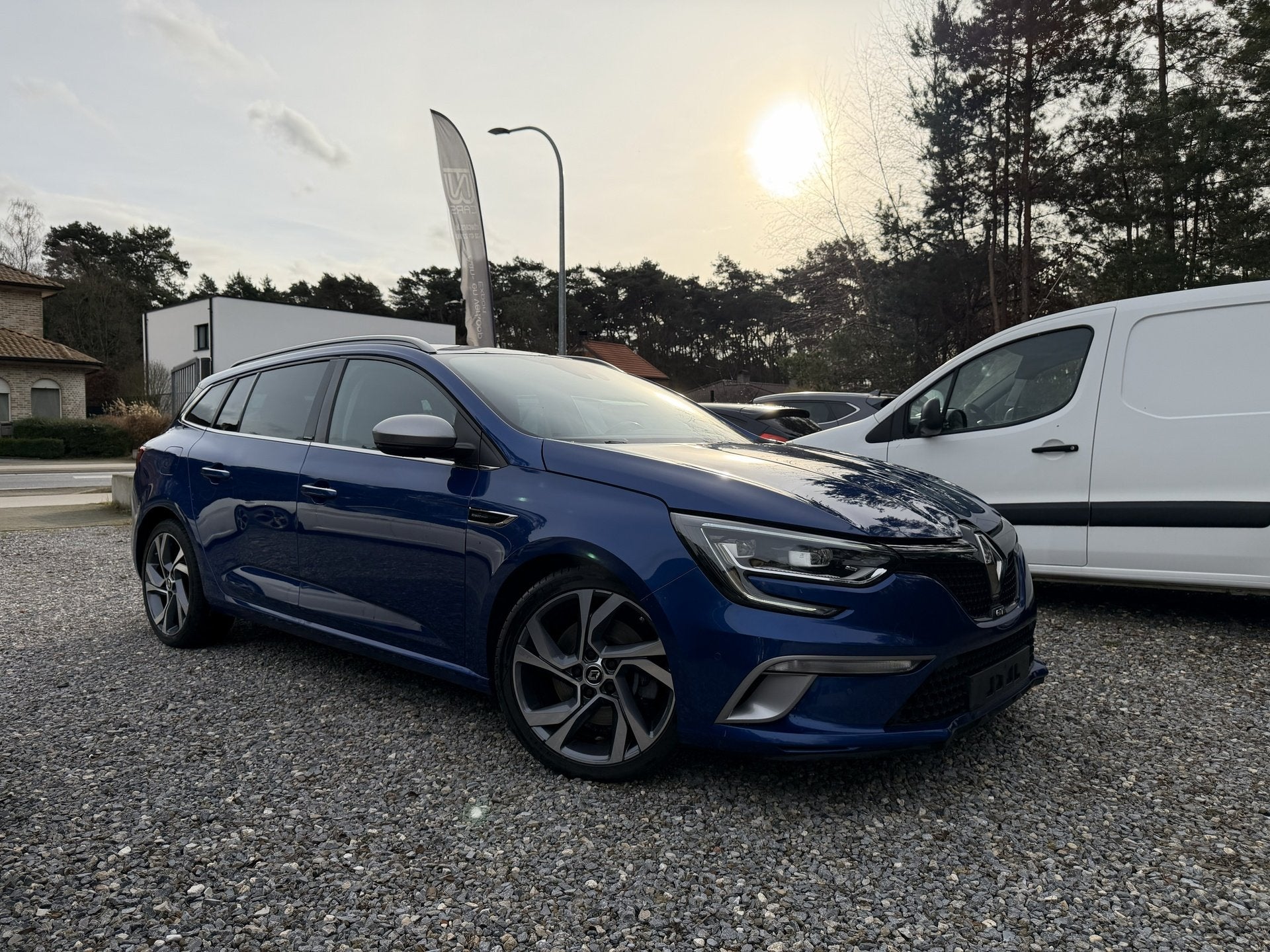 Renault Megane GT Sport 1.6B Euro6b '19 + 12M GARANTIE, Auto's, 1618 cc, Gebruikt, 4 cilinders, Blauw