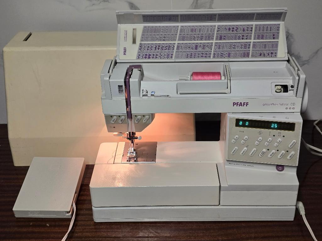 PFAFF 1473 IDT geautomatiseerde naaimachine, Hobby en Vrije tijd, Naaimachines en Toebehoren, Zo goed als nieuw, Naaimachine, Pfaff