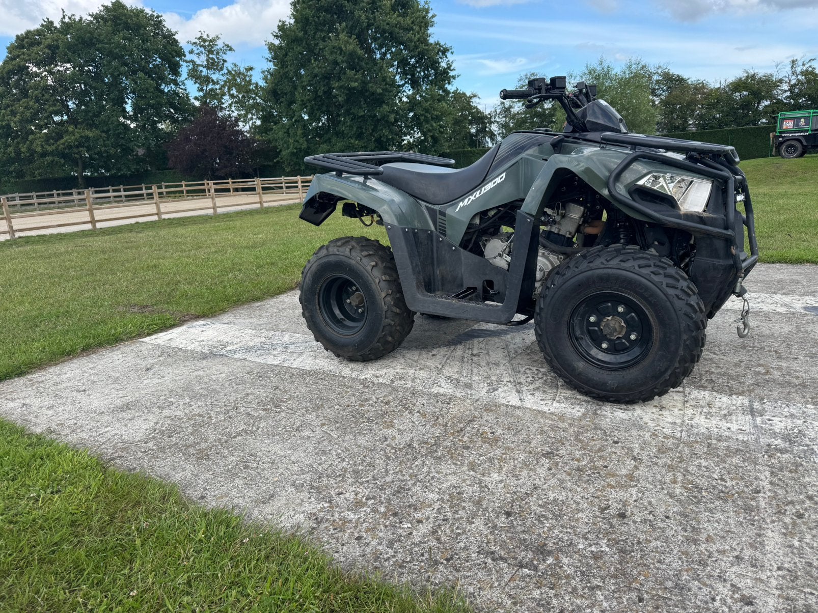 300cc kymco qaud
