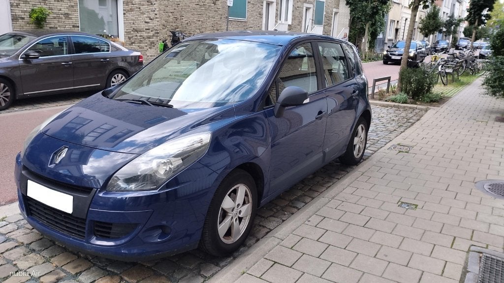 Renault Scenic 1.6 essence 2010, Achat, 174 g/km, Boîte manuelle, 5 portes