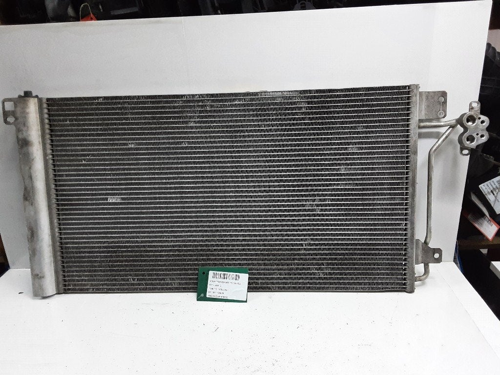 RADIATEUR CLIMATISATION Multivan T5 (7E / 7HC / 7HF / 7HM), Volkswagen, Mevr. I. Hauben, Utilisé, Rue de l'Espoir 34 34
4030  GRIVEGNÉE, BE