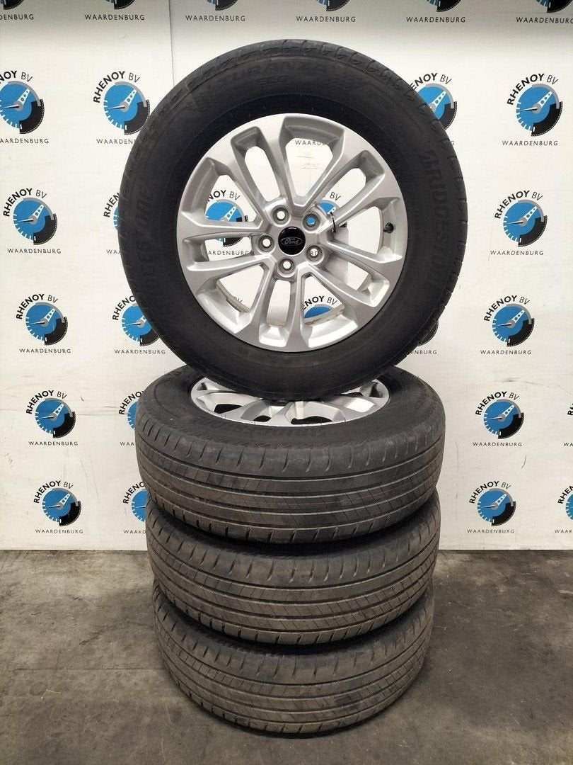 FORD KUGA TITANIUM VELGEN SET LJ6CA2A 2024, Auto-onderdelen, Banden en Velgen, Velg(en), Nieuw, Ophalen of Verzenden, Personenwagen