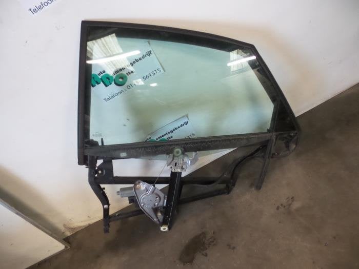 Mécanique vitre 4portes arrière gauche d'un Audi A6 (A6 97, -, 3 mois de garantie, Audi, Utilisé
