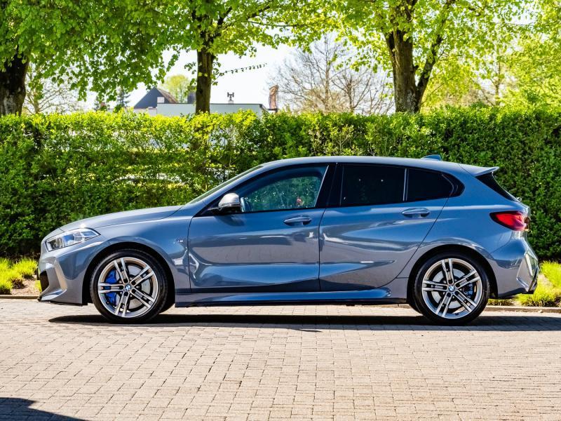 BMW Serie 1 135 M135i xDrive Hatch/M-Performance, Auto's, Automaat, 1998 cc, 1 Reeks, Bedrijf