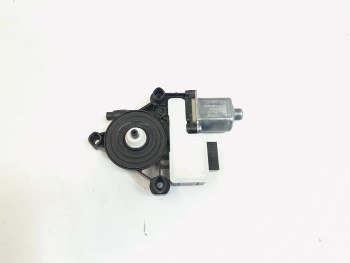 Moteur de vitre portière d'un Skoda Octavia, Autos : Pièces & Accessoires, Vitres & Accessoires, -, 3 mois de garantie, Utilisé