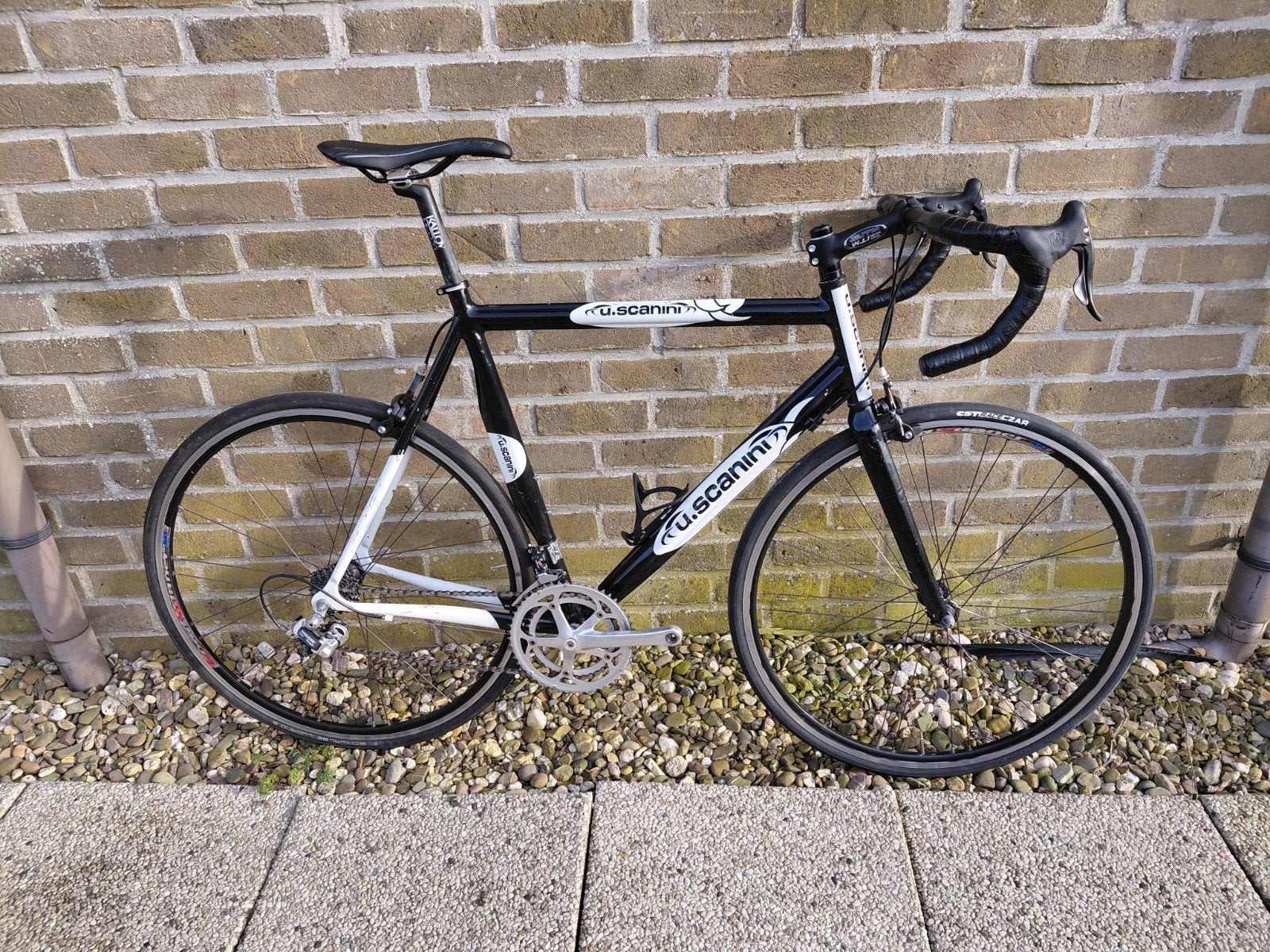 U Scanini racefiets -- grotere maat -- geprofileerd frame.
M, Fietsen en Brommers, Ophalen, Gebruikt, Velgrem, 28 inch