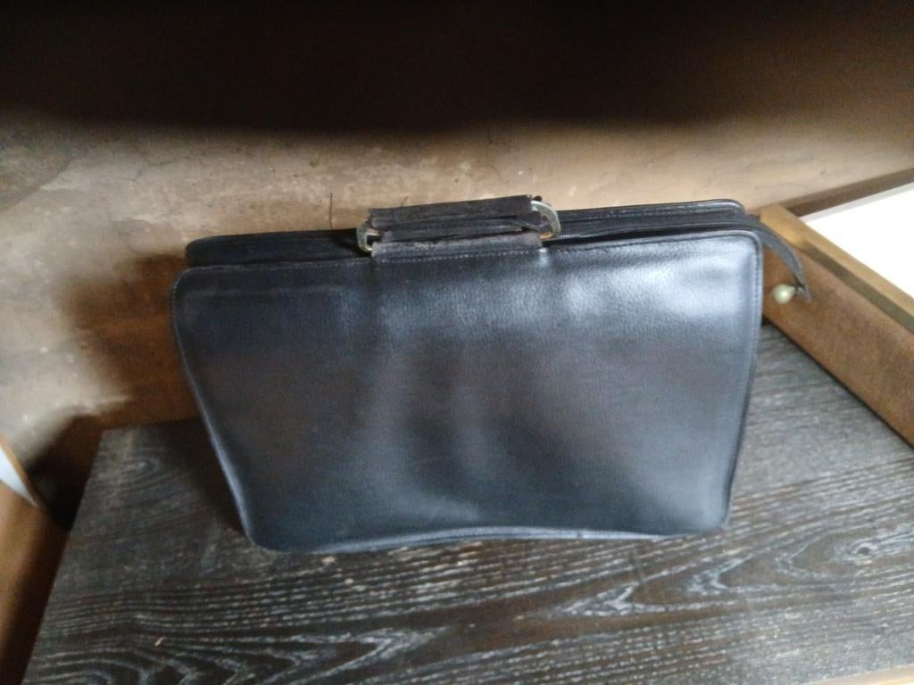 Lederen tas, Handtassen en Accessoires, Koffers, Ophalen