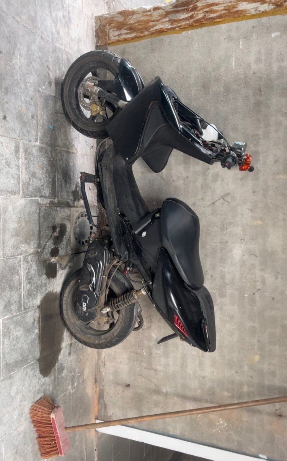 aerox 50 cc te koop, Fietsen en Brommers, Ophalen