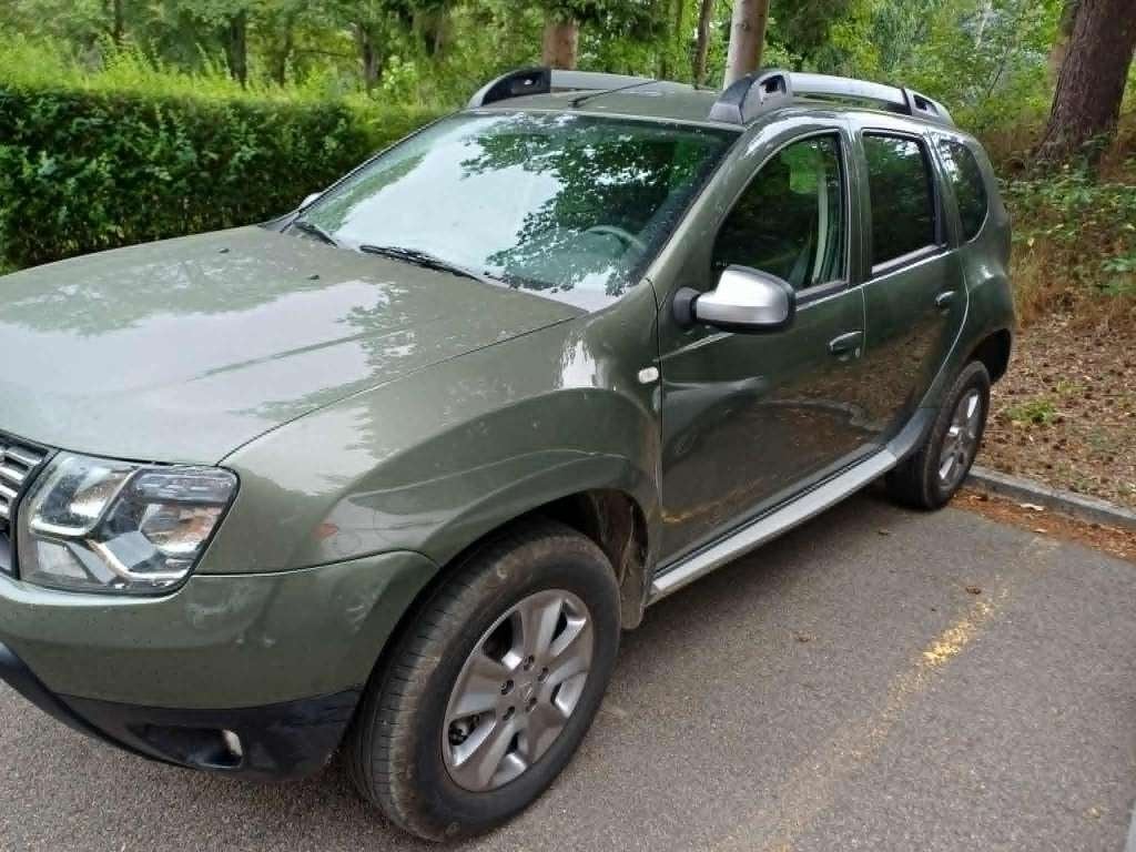 Dacia duster essence 100 000 kms, Autos, Dacia, Particulier, Duster, ABS, Airbags, Air conditionné, Climatisation automatique