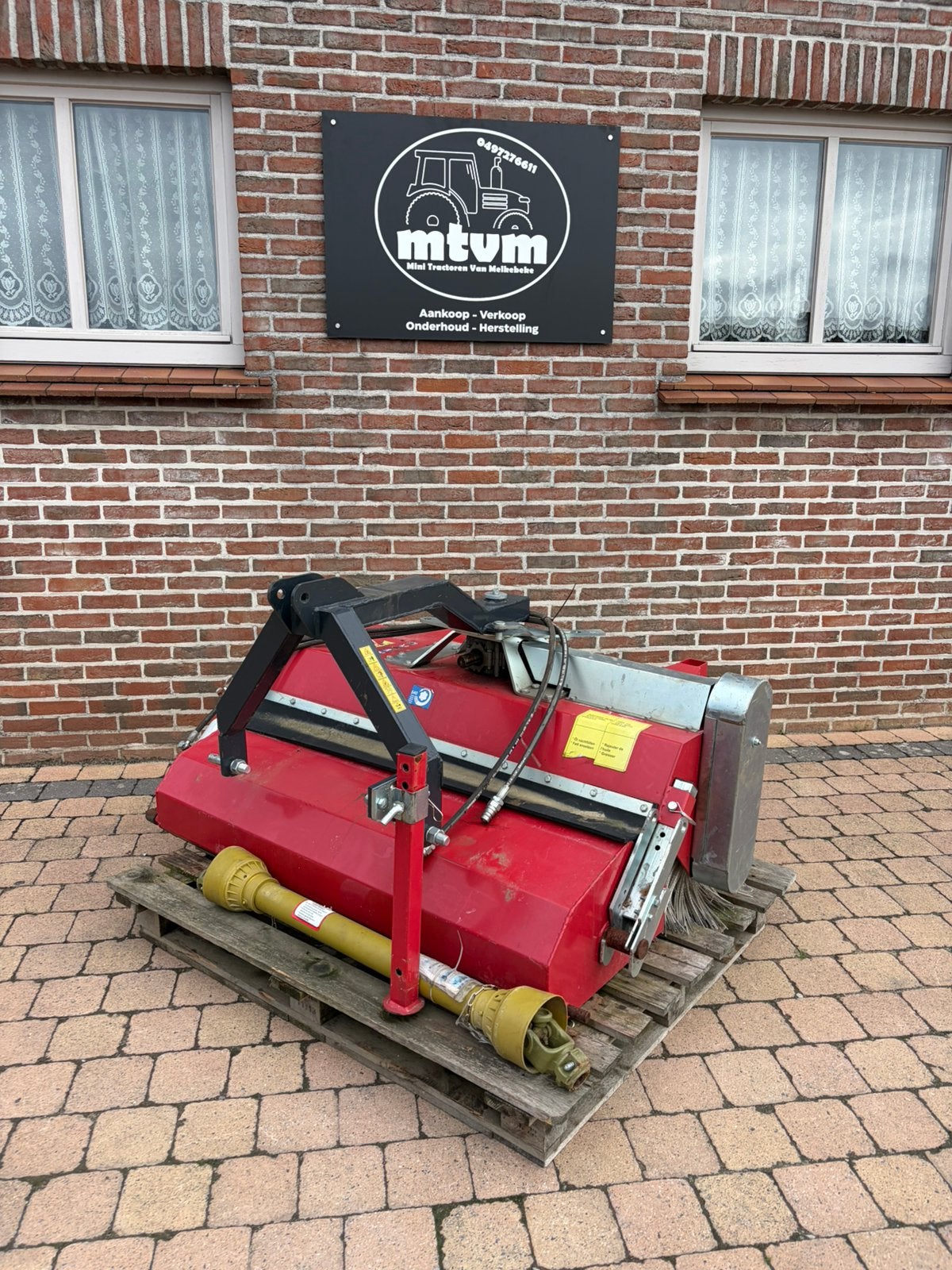 Occ. Veegborstel aftakas aagedreven en hydraulisch ledigen !, Ophalen of Verzenden