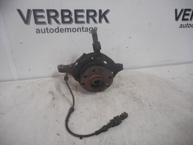 WIELNAAF LINKS VOOR Opel Corsa C (F08 / 68) (gm9156140), Bahnhofsplatz 65423 Rüsselsheim am Main, DE, Gebruikt, Opel, Opel Automobile GmbH