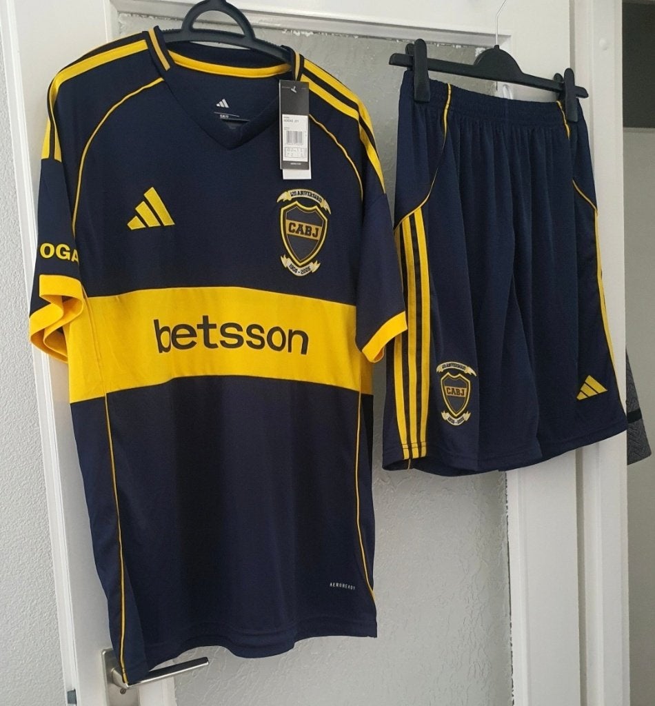 Boca Juniors voetbaltenue van Adidas maat: S en XL, Maat S, Ophalen of Verzenden, Nieuw, Set