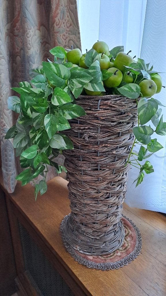 Mooi houten mandje voor bloemstuk, Huis en Inrichting, Ophalen