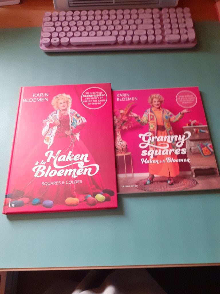 Haak boeken karin bloemen, Hobby en Vrije tijd, Ophalen of Verzenden, Nieuw, Haken, Patroon of Boek
