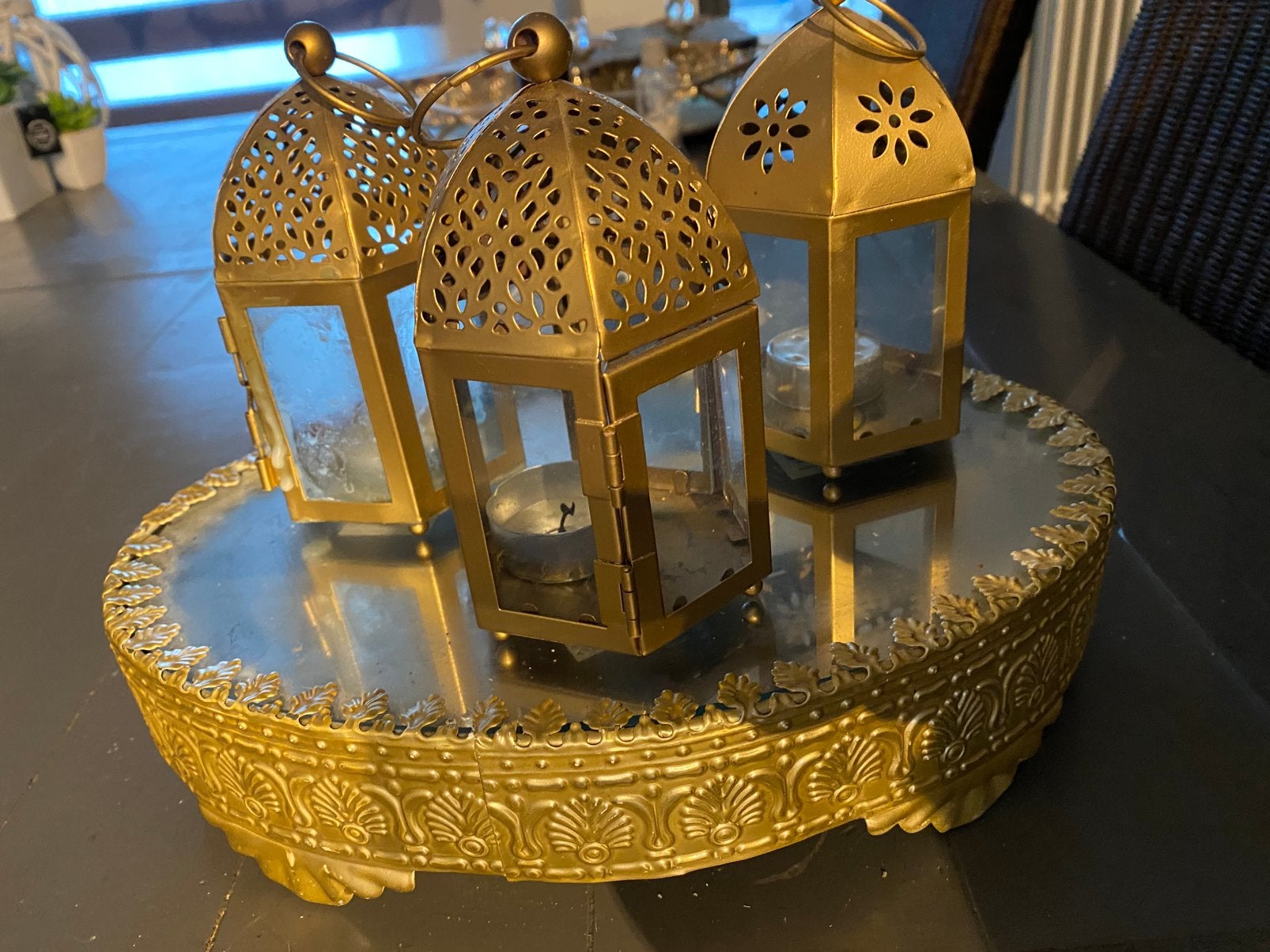 Kandelaars in goud, Ophalen, Goud