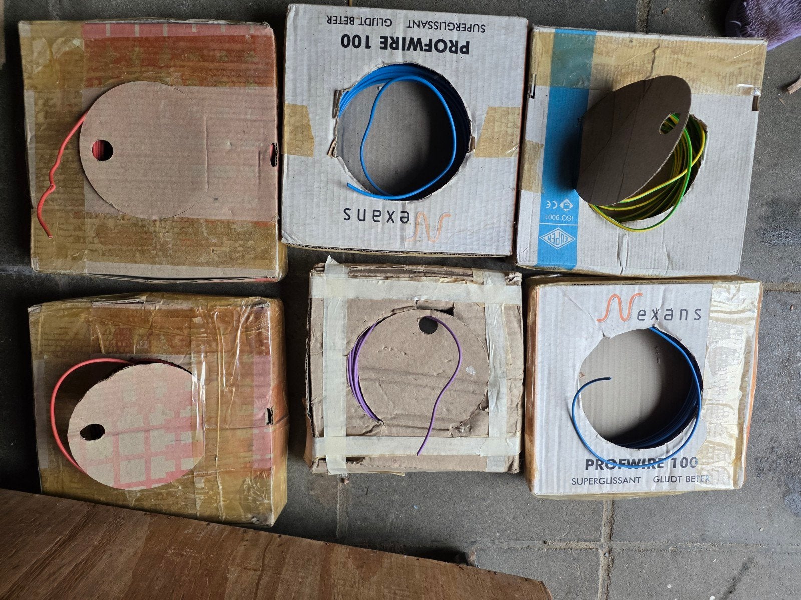 Vob elektriciteitsdraad 1,5mm2en 2,5mm2   12kg totaal, Doe-het-zelf en Bouw, Elektriciteit en Kabels, Ophalen