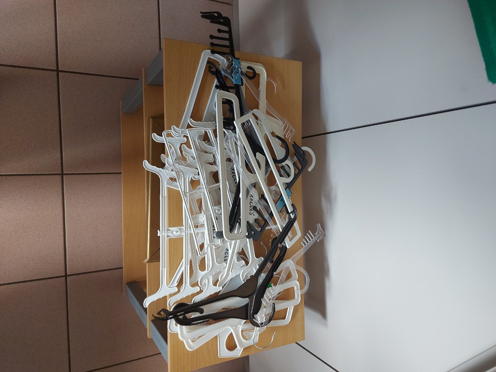 Lot de ceintres enfant, Enlèvement ou Envoi, Plastique