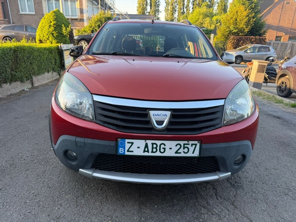 Dacia Sandero Sandero Stepway 1.6i Stepway, Auto's, Dacia, Voorwielaandrijving, https://public.car-pass.be/vhr/23af5be6-f4c2-4d73-8c0a-fcddc9037025