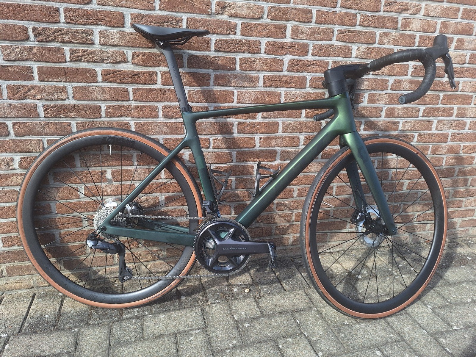 Scott Addict RC 15 Carbon - Komodo Green - Maat 54, 28 inch, Carbon, 10 tot 15 versnellingen, Heren