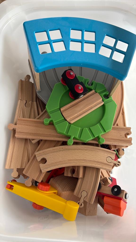 Ikea houten treinspeelgoed, Ophalen, Zo goed als nieuw