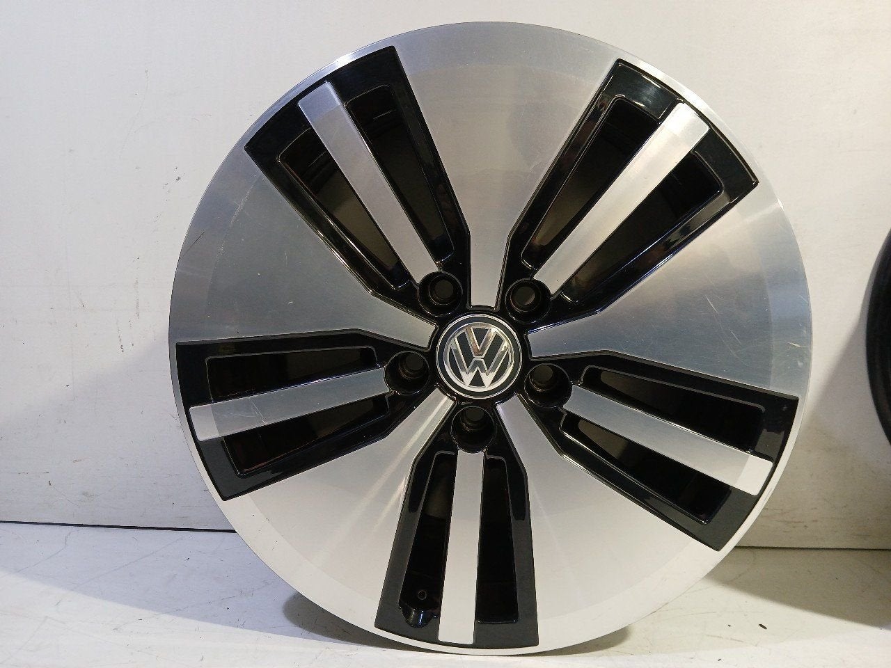 Velg Volkswagen Golf, Autos : Pièces & Accessoires, Pneus & Jantes, Pneu(s), 17 pouces, Utilisé, Enlèvement ou Envoi