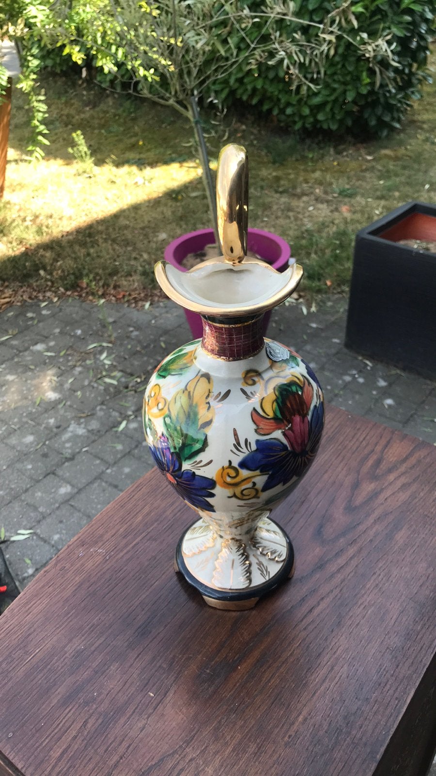 Bequet Quaregnon vaas, Enlèvement