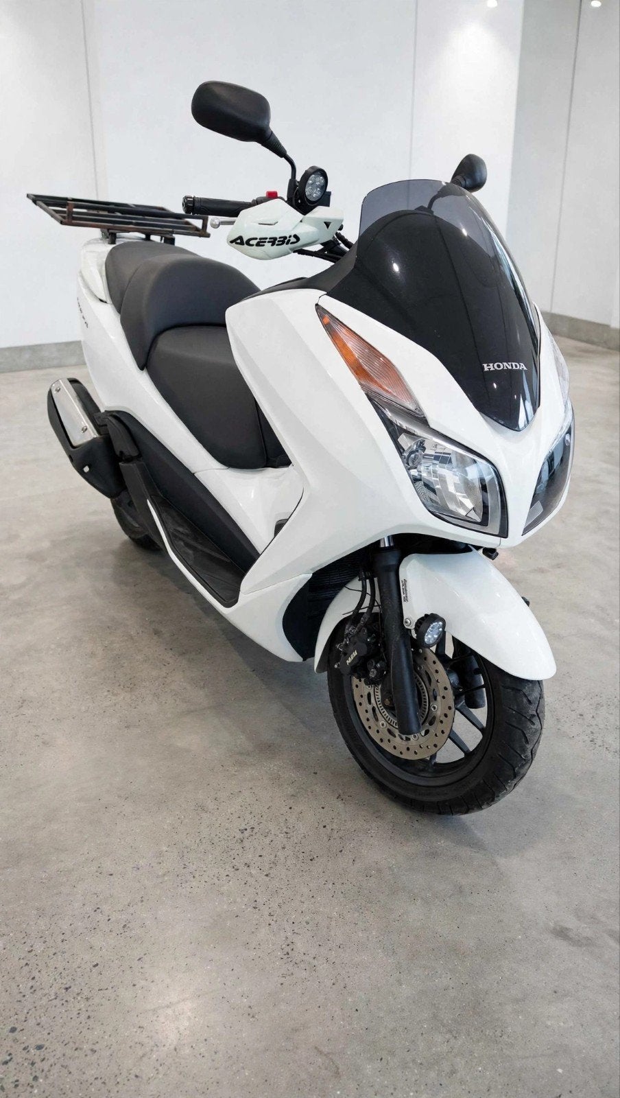 Honda Forza 300, Enlèvement
