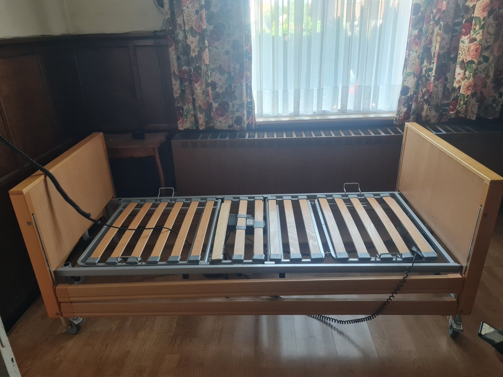 Medisch bed, Ophalen, Verstelbaar