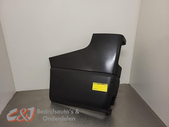 Bumperhoek links-achter van een Renault Trafic, Gebruikt, -, Renault, -
