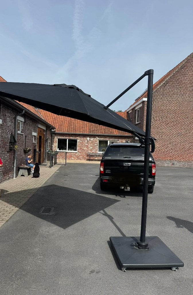 Parasol, Tuin en Terras, Parasols, Ophalen, Zo goed als nieuw, Zweefparasol, Verstelbaar