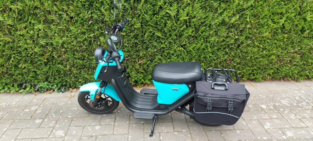 NIU UQI SPORT 648 KM ELEKTRISCHE SCOOTER 25KM A-KLASSE, Overige merken, Elektrisch, Ophalen of Verzenden, Zo goed als nieuw