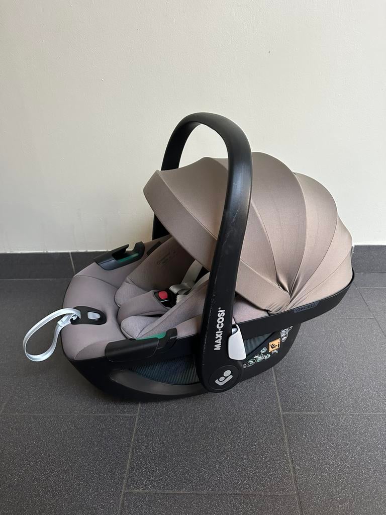 Maxi-Cosi Pebble 360, Ophalen, Zo goed als nieuw, Maxi-Cosi