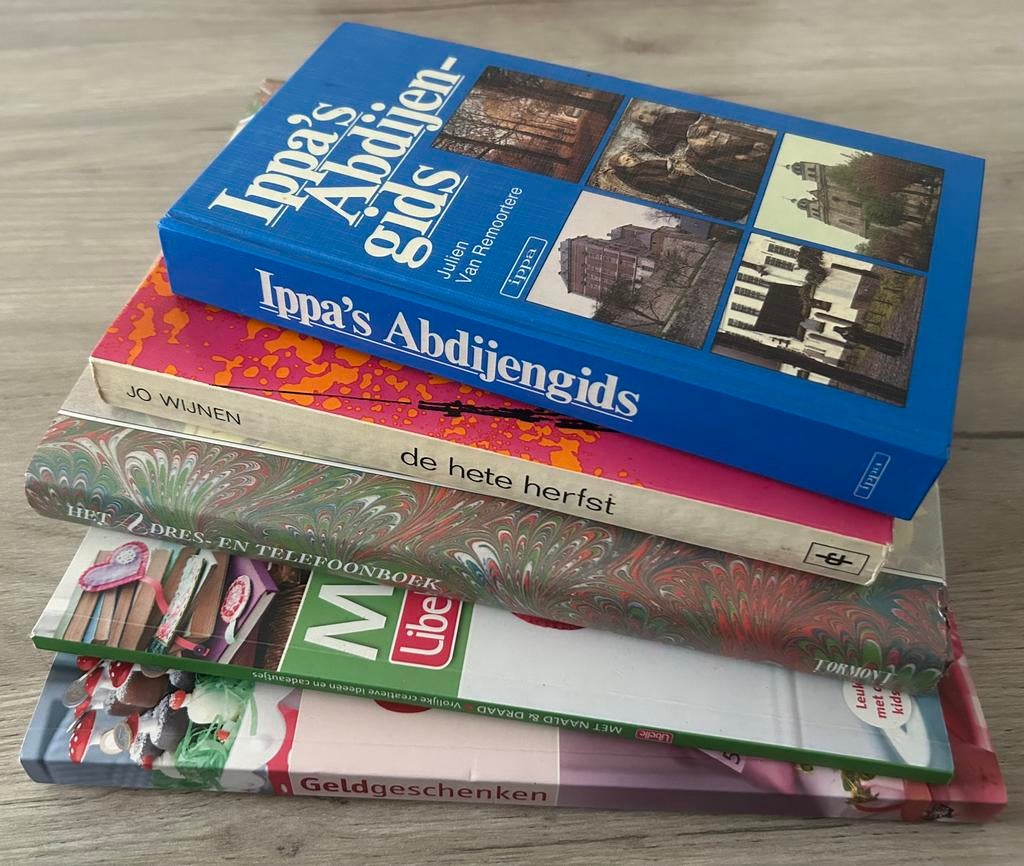 Bundel met 5 boeken, Enlèvement ou Envoi