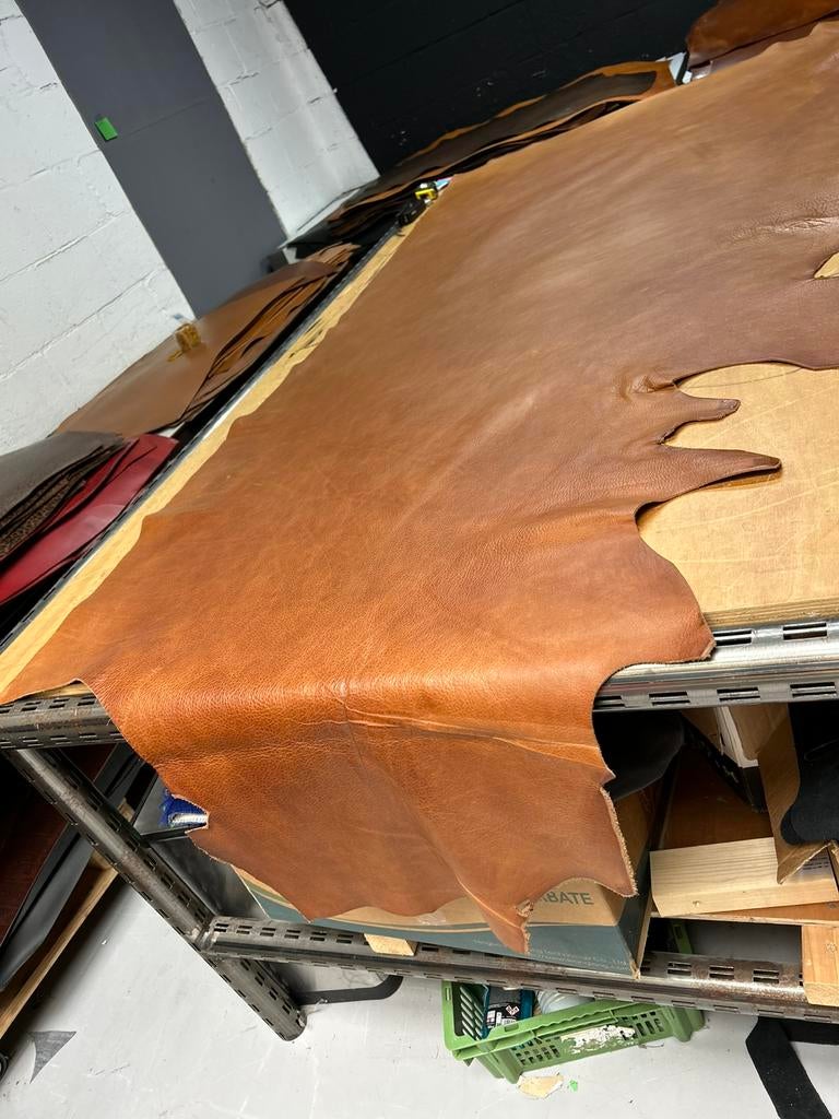 Cognac patina-vintage halve huid 1,9-2 mm dikte soepel A286, Ophalen of Verzenden, Zo goed als nieuw, Bruin