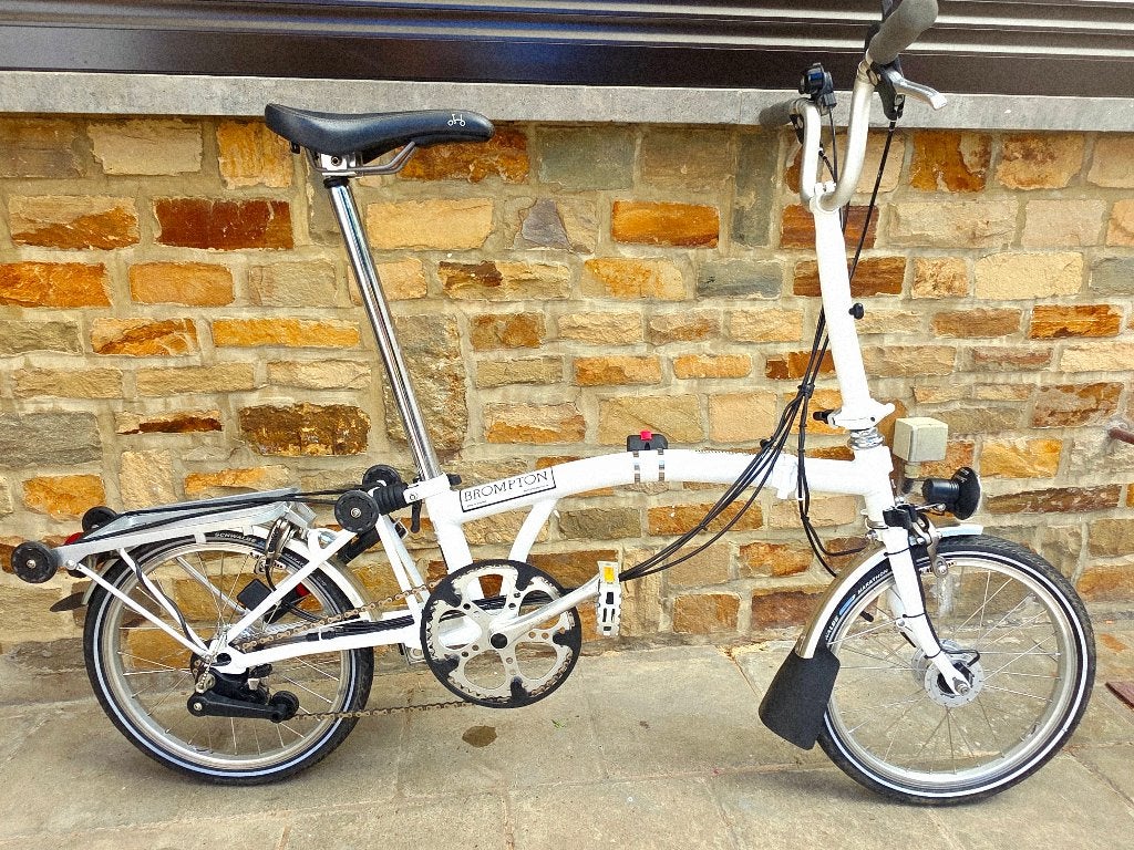 Brompton C Line Explore 6 speed Dynamo- en bagagerek, Fietsen en Brommers, Ophalen, Brompton, Minder dan 14 inch, Velgrem