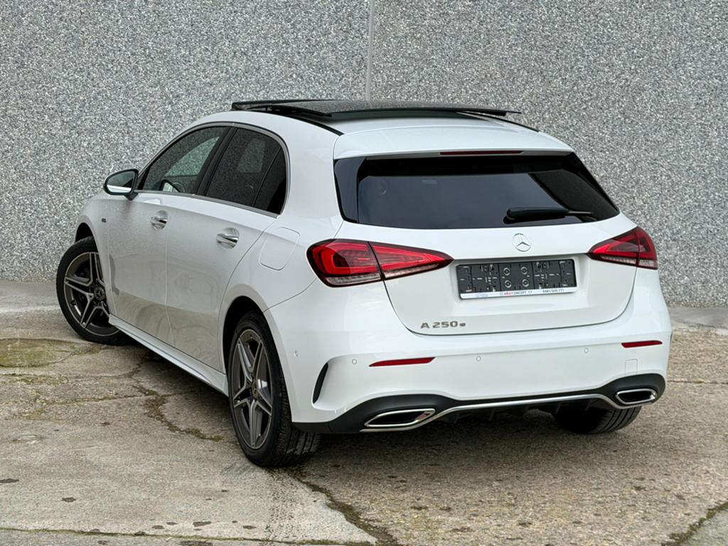 Mercedes-Benz A250e Hybride Pack AMG Pano/ Led/Cuir/Garantie, Autos, Classe A, Achat, Euro 6, Entreprise