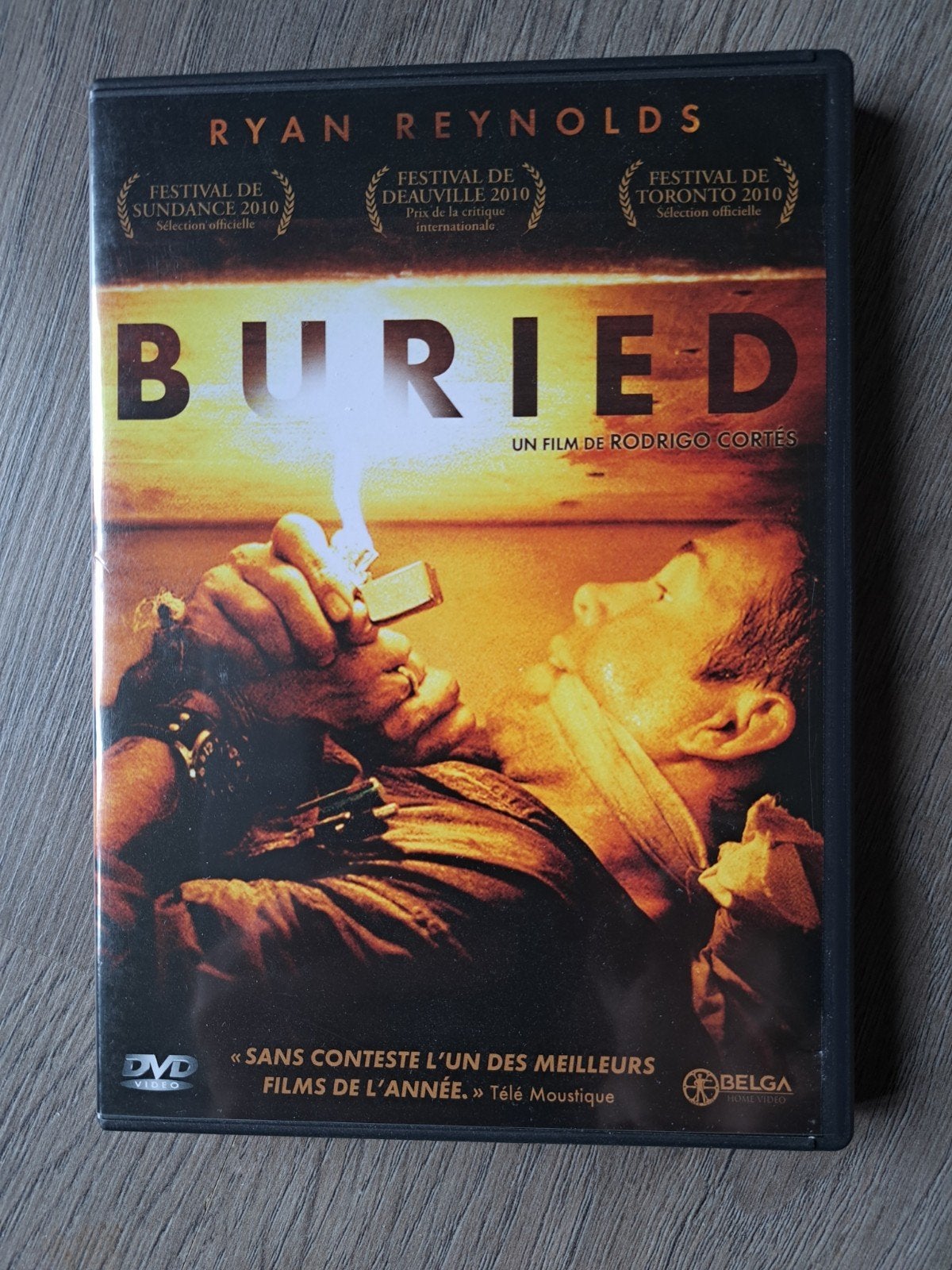 Dvd  Triller Buried de 2010, Enlèvement